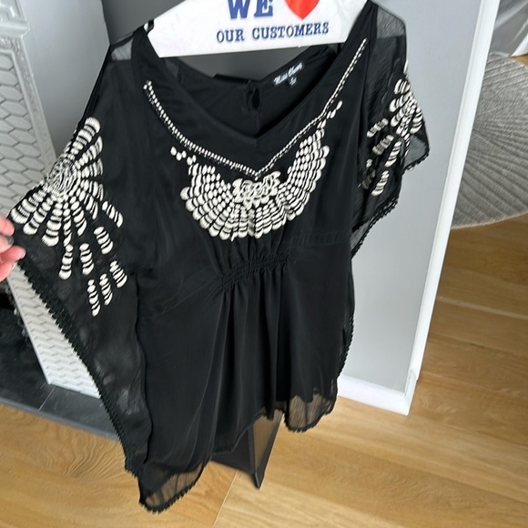 MISS CHERRY Women's Black & White Boho Embroidered Swim Coverup Size 8 - Picture 1 of 5